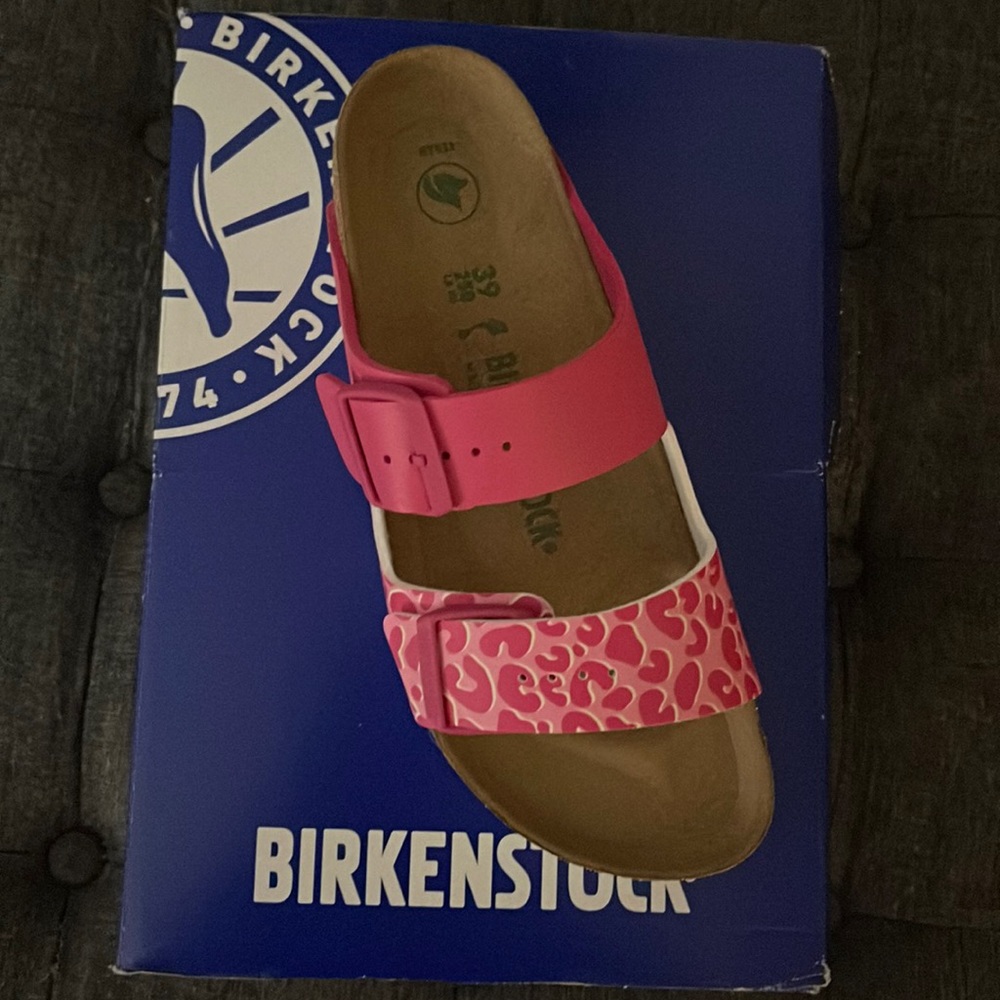 BNWB Birkenstocks vegan size 8